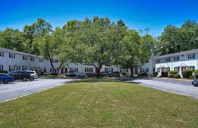 13441 Warwick Boulevard photos photos