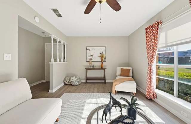 Gorgeous Shreveport Townhome! Gallery 4