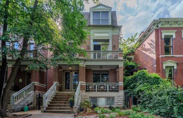 1550 N Hoyne Avenue photos photos