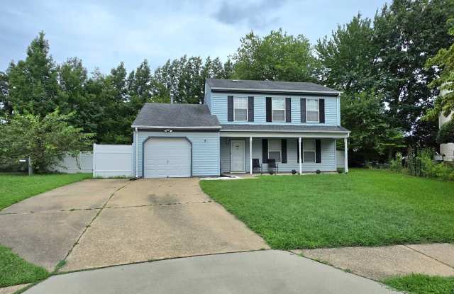 Two Story in Cul-de-sac ready for new tenants! Gallery 3