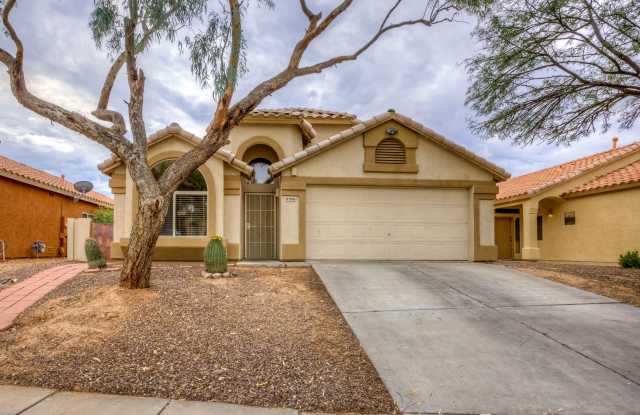 8998 E Laurie Ann Dr Gallery 1