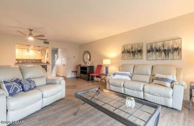 2750 Ocean Shore Boulevard Gallery 4