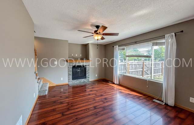 Charming 3-bedroom, 3-bath home with a fenced backyard and a partially finished basement. Gallery 4