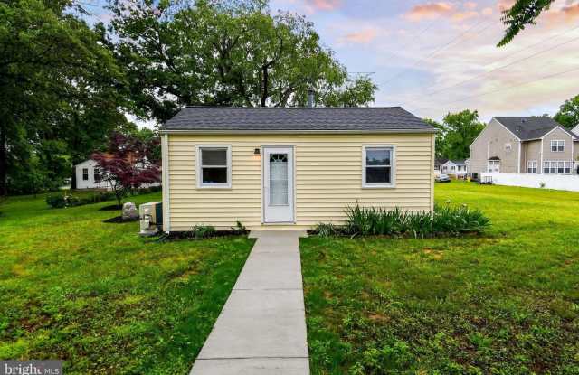 366 WINMEYER AVE photos photos