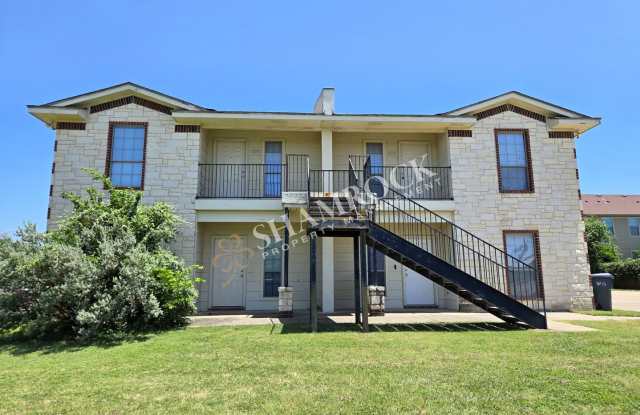 2/1 Fourplex in Midway ISD! photos photos