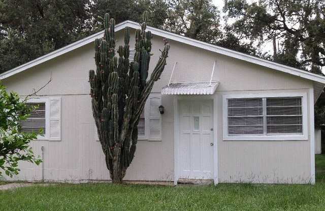 Cute 3bdrm/2bath House ** Section 8 OK ** Ready by 7/15** Section 8 welcome photos photos