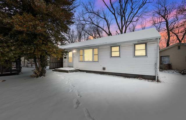Bedroom, 1-Bathroom Home for Rent – Section 8 Accepted photos photos
