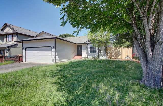 3bd 2ba Ranch Style Home in North Salmon Creek - Avail Now! photos photos