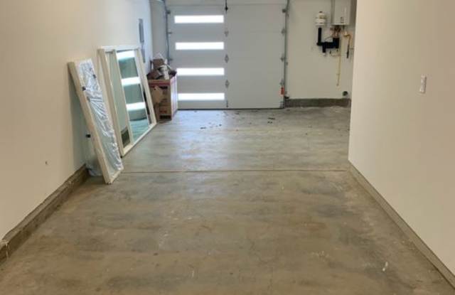 5133 Maplwood Gallery 3
