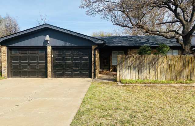 Pre leasing- 4 Bed 2 Bath with Sunroom and Storage Shed! photos photos