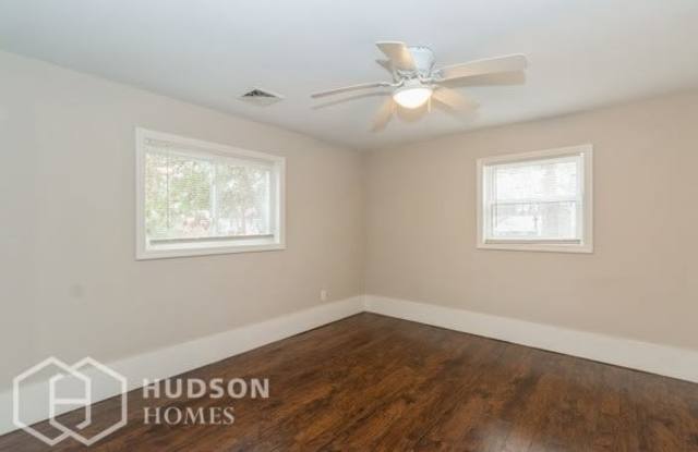 14 Meehan Boulevard Gallery 4