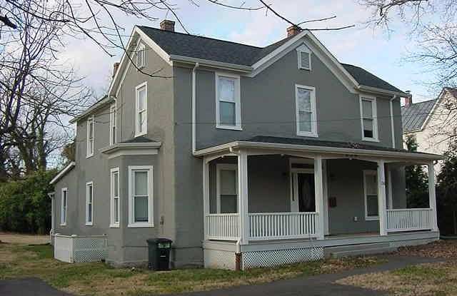 236 LEE ST - 236 East Lee Street, Warrenton, VA 20186