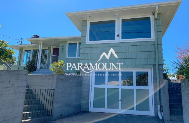 605 S Charleston Ave - 605 Charleston Avenue South, Navy Yard City, WA 98312