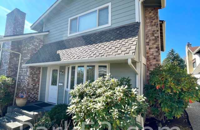 2 Bedroom Tacoma Townhome - 5959 South 12th Street, Tacoma, WA 98465