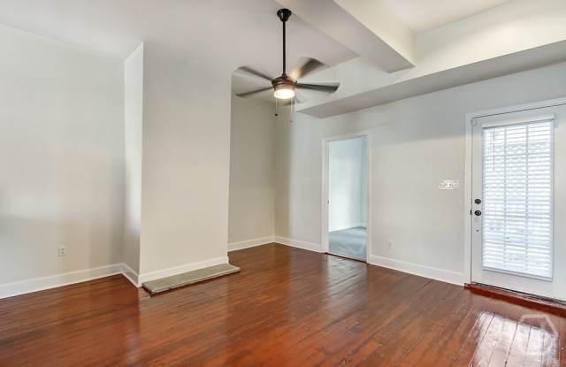 303 W Henry Street Gallery 3