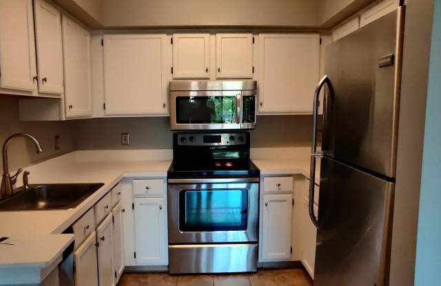 636 Walden Circle Gallery 2