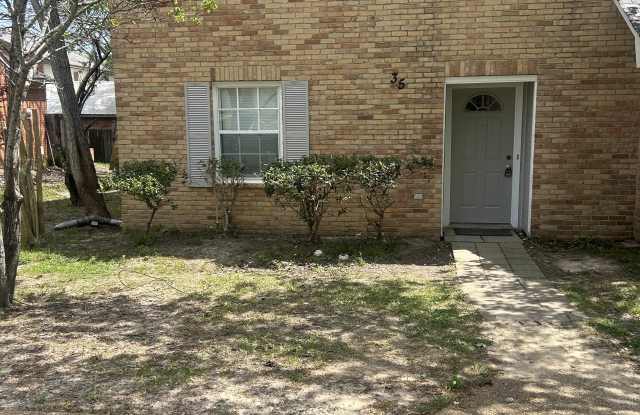 35 Meadowoods Ter photos photos