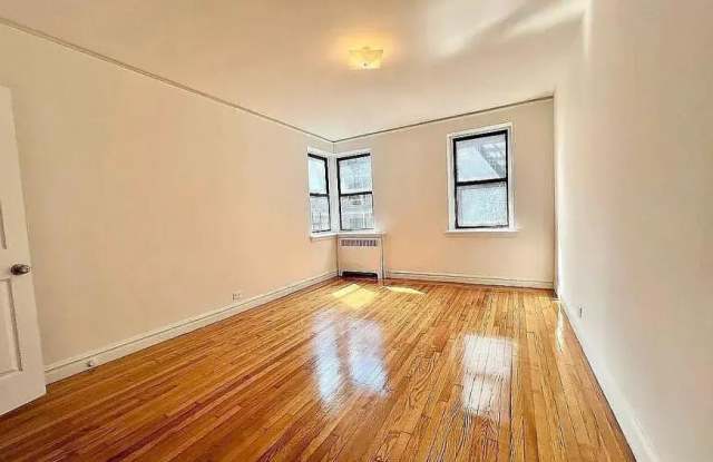 2265 Grand Avenue Gallery 2