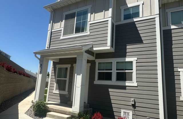GORGEOUS EAGLE MOUNTAIN TOWNHOME!!! photos photos