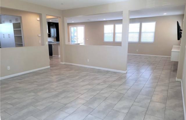 3126 Istria Avenue Gallery 3