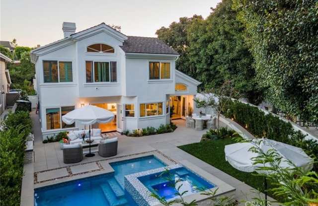 2 Westcliff photos photos