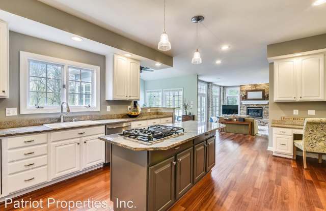 21020 Verlaine Ct. Gallery 4