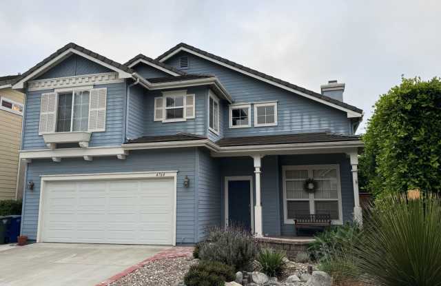 Charming 2-Story, 3 Bedroom, 2 1/2 Bathroom Ventura Home for Lease! photos photos