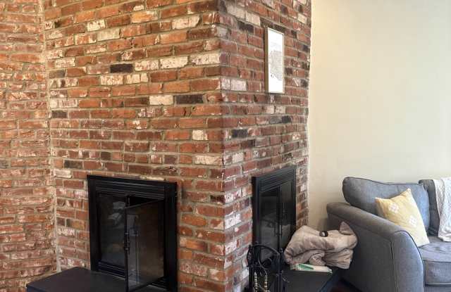 403 Seward Square Se Gallery 3