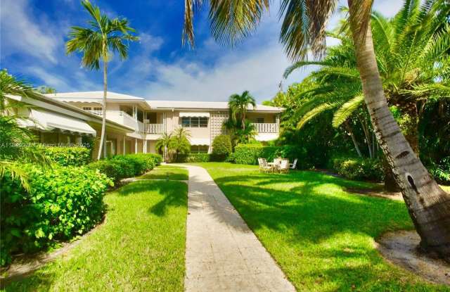 1025 Langer Way photos photos