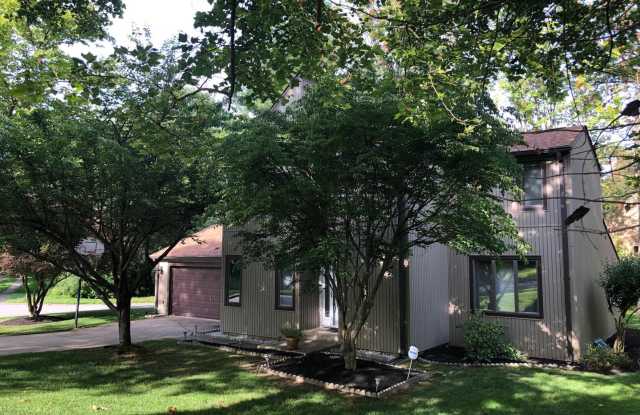 5466 BLUECOAT LN Gallery 2