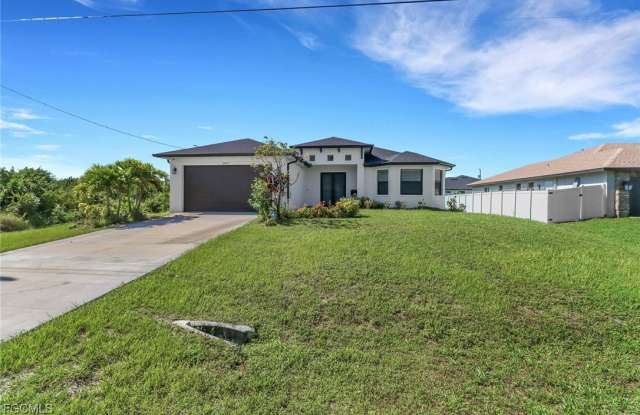 3807 27th Street SW photos photos