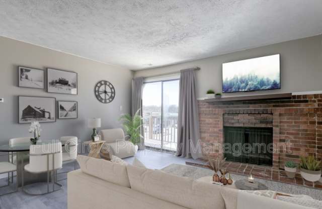 1640 N 56th photos photos
