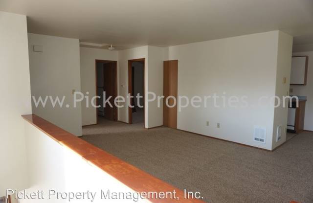 2641-B Stephenson Ave. Gallery 2