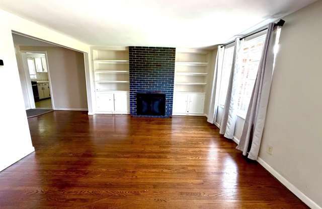 610 Shore Road Gallery 3