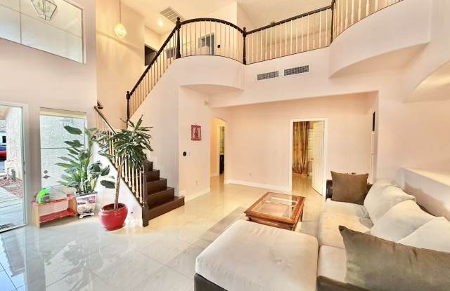 7957 Sky Birch Court Gallery 3