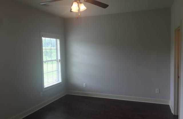 25303 Everblake Drive Gallery 4