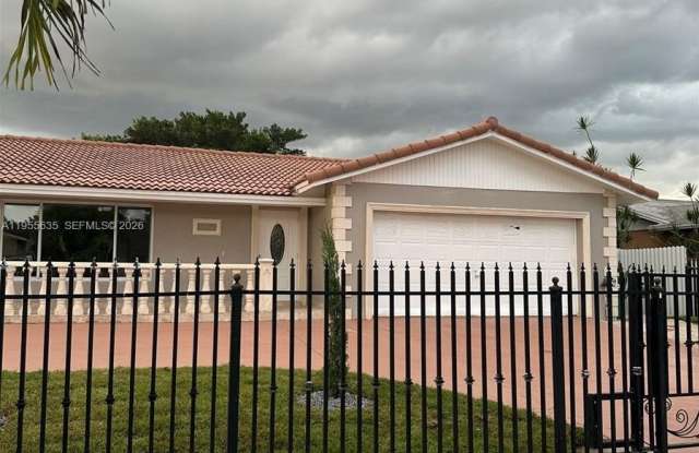 10805 SW 165th Ter photos photos 10805 SW 165th Ter photos photos