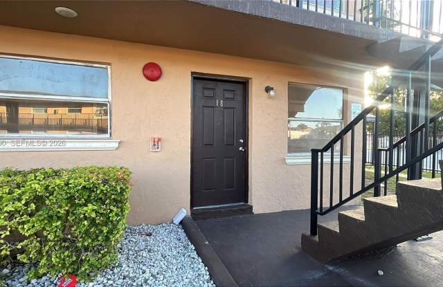 5461 W 24th Ave photos photos