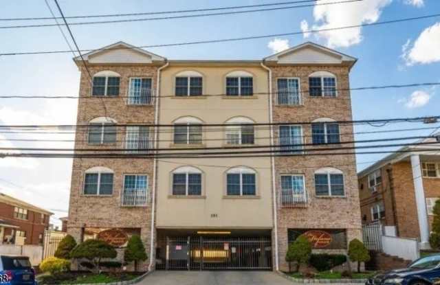 349 S Broad St - 349-353 South Broad Street, Elizabeth, NJ 07202
