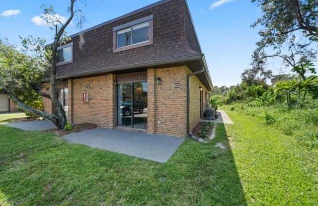 3614 Overlook Drive NE unit: 50 photos photos