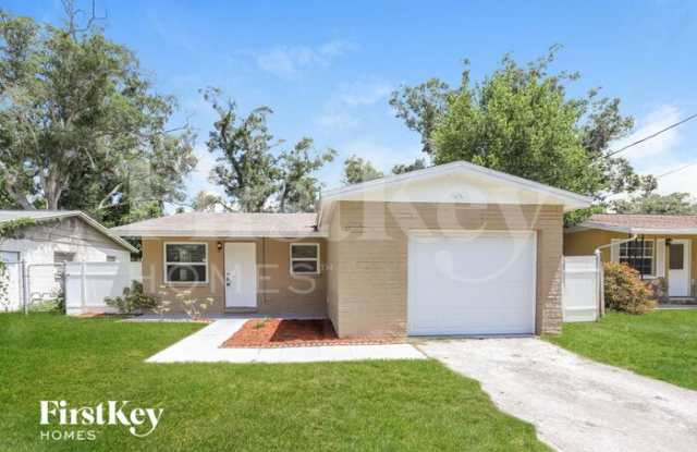 4261 44th Avenue North photos photos