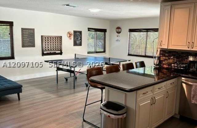 16764 Golfview Dr Gallery 3