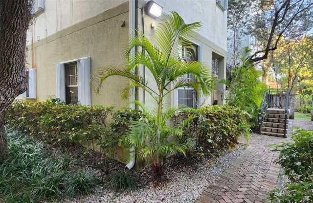 2850 Coconut Ave photos photos