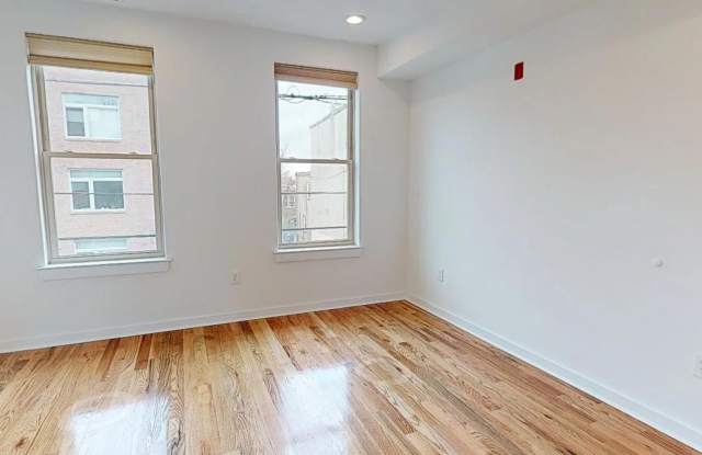 1642 N MARSHALL STREET photos photos