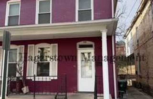 Duplex on Pennsylvania Ave photos photos