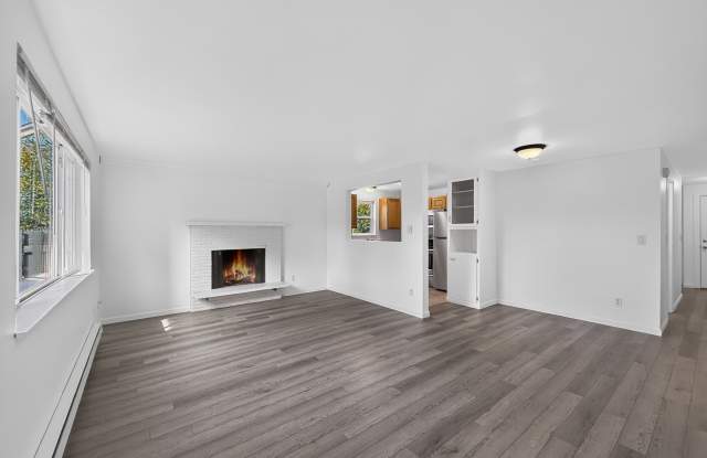 3217 Norton AveUnit 2 Gallery 3
