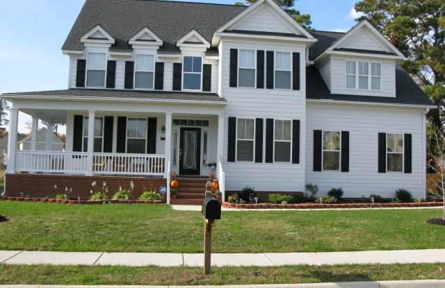 904 Hathaway Court Gallery 1