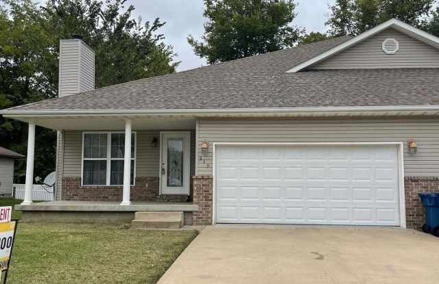 915 Briarview Drive photos photos 915 Briarview Drive photos photos