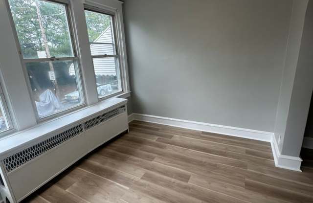 3 Bed/1 Bath in Sharon Hill Gallery 3