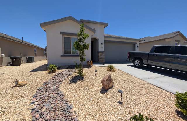 837 Via Glorieta - 837 Via Glorieta, Doña Ana County, NM 88008